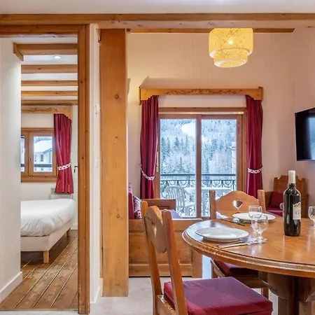아파트 Le Cristal - Close To The Slopes & Free Parking - By Cozee 샤모니