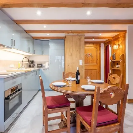 아파트 Le Cristal - Close To The Slopes & Free Parking - By Cozee *
