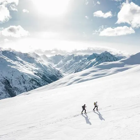 Apartament Le Cristal - Close To The Slopes & Free Parking - By Cozee Chamonix